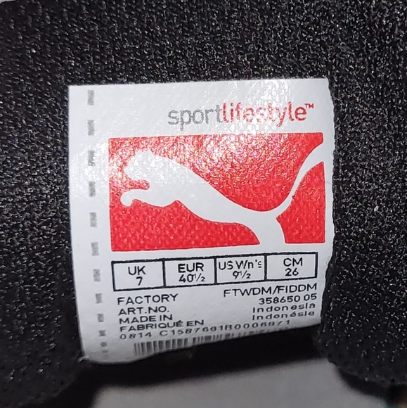 Puma women's running shoes - Picture 3 of 3